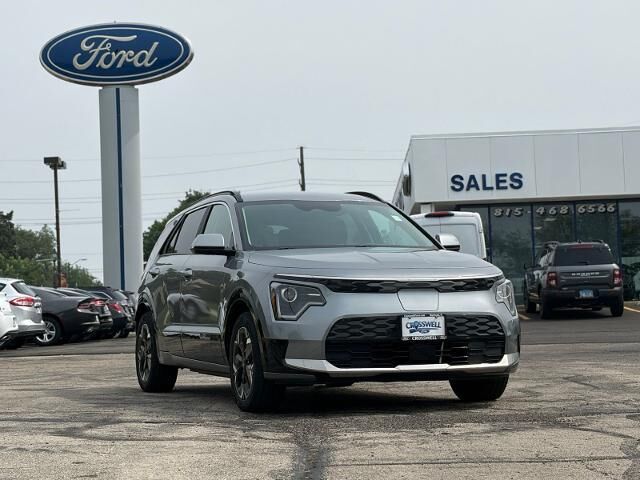 2023 Kia Niro EV Wind — photo 1 of 13