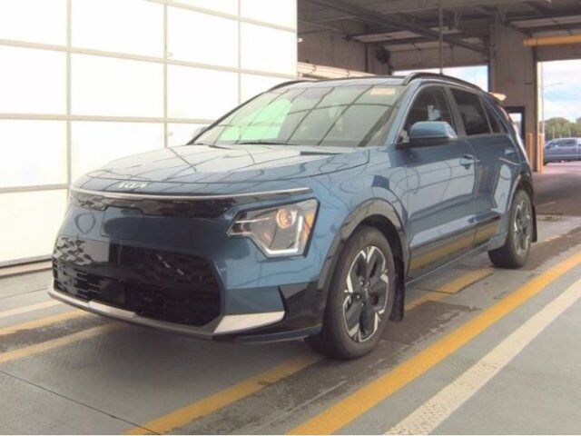 2023 Kia Niro EV Wind — photo 1 of 7