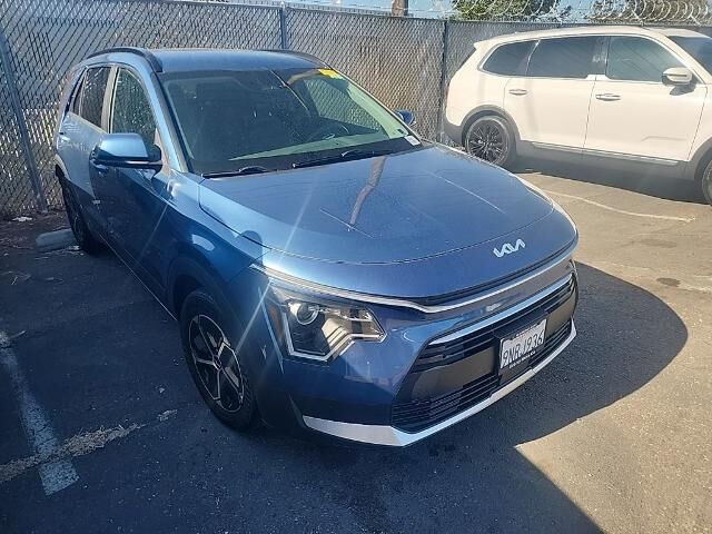2024 Kia Niro EX