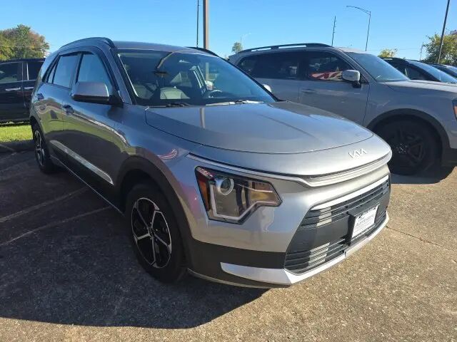 2023 Kia Niro EX