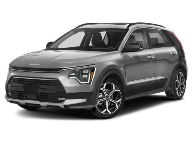 2023 Kia Niro SX Touring — photo 1 of 26