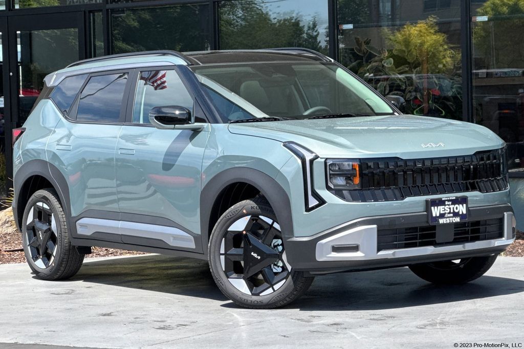 2027 Kia Seltos EX — photo 1 of 13