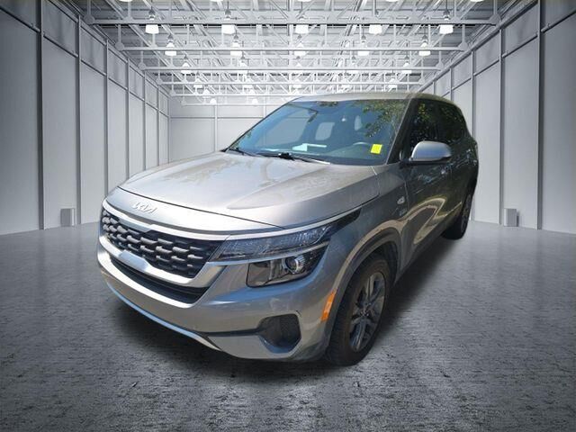 2022 Kia Seltos LX — photo 1 of 1