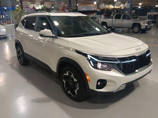2025 Kia Seltos EX
