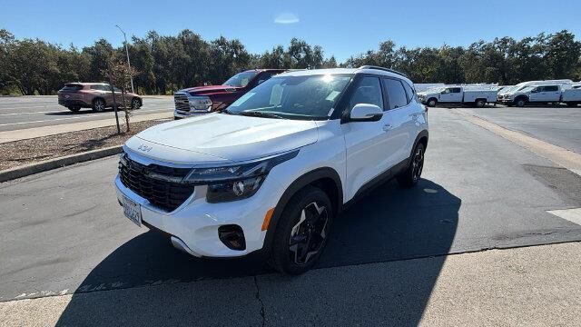 2025 Kia Seltos EX