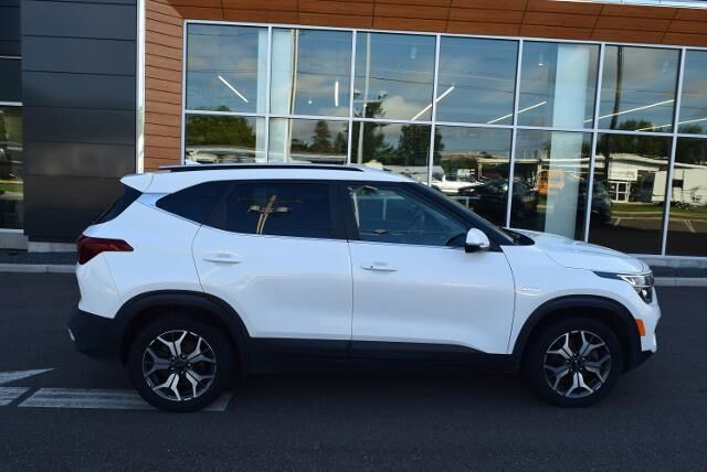2021 Kia Seltos EX — photo 1 of 12
