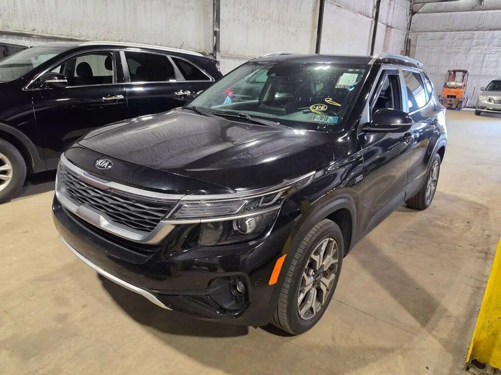 2021 Kia Seltos EX — photo 1 of 23