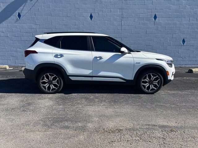 2022 Kia Seltos SX