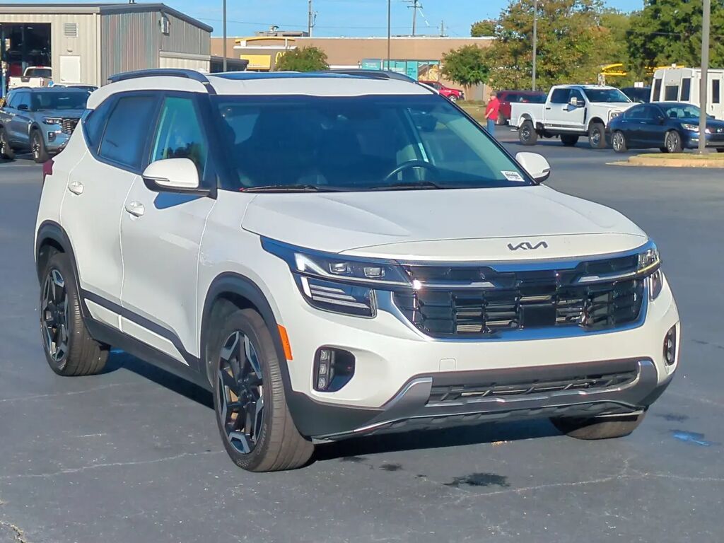 2025 Kia Seltos SX — photo 1 of 13