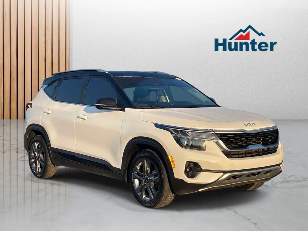 2023 Kia Seltos S — photo 1 of 13
