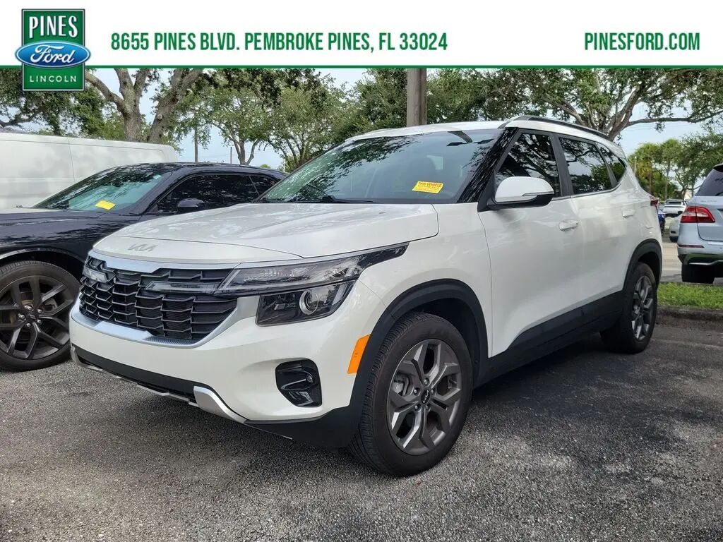 2024 Kia Seltos S — photo 1 of 37