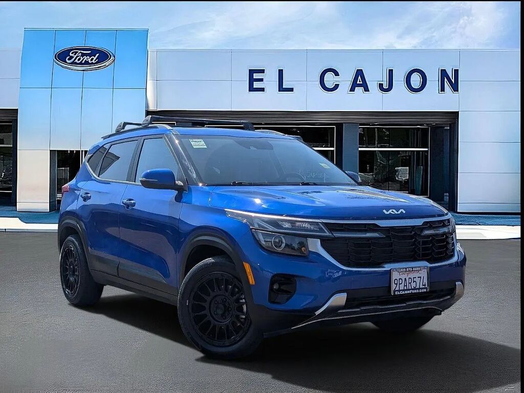 2025 Kia Seltos S — photo 1 of 14