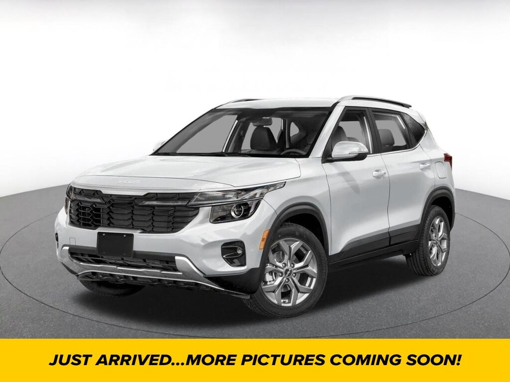 2025 Kia Seltos S — photo 1 of 14