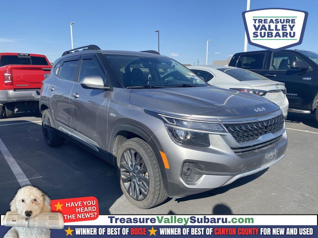 2022 Kia Seltos Nightfall — photo 1 of 13