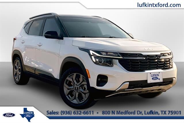 2024 Kia Seltos S — photo 1 of 4