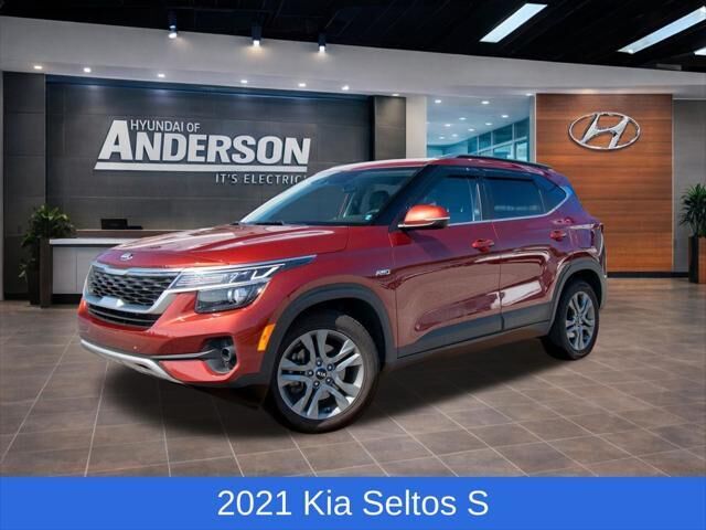 2021 Kia Seltos S — photo 1 of 13