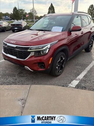 2025 Kia Seltos S — photo 1 of 8