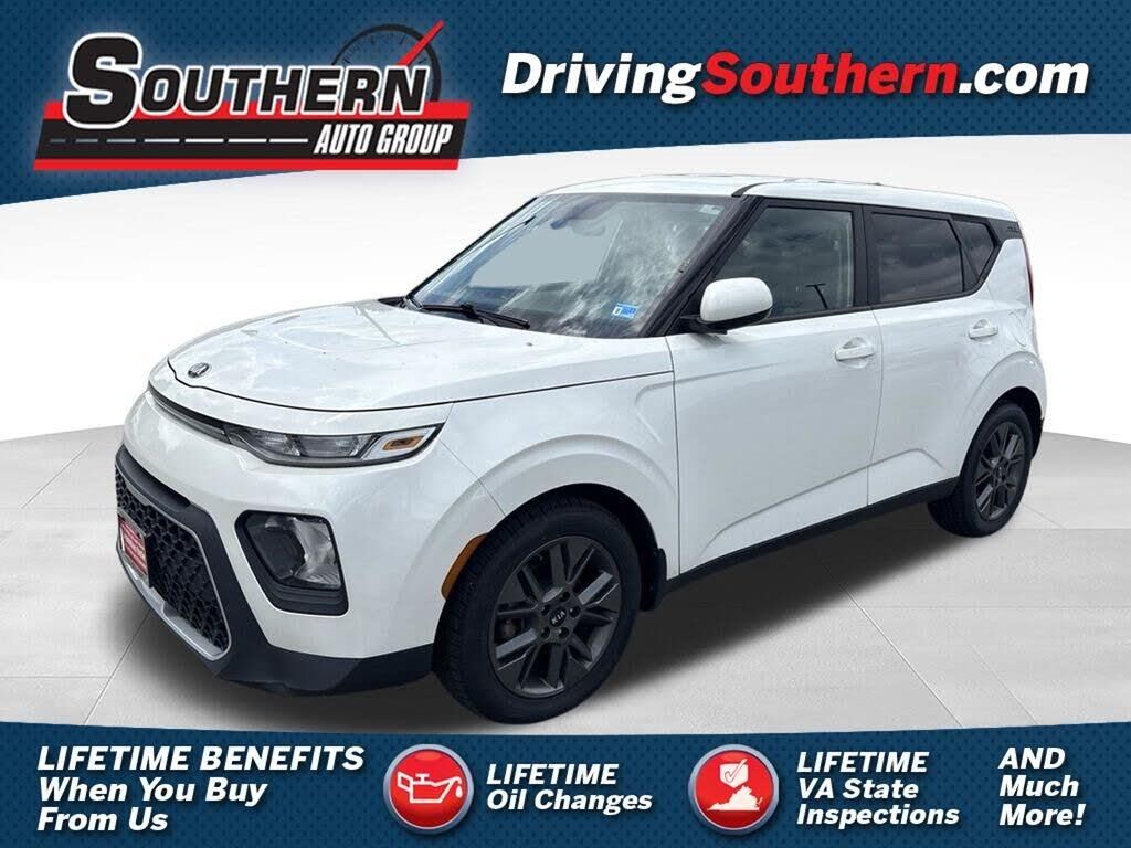 2021 Kia Soul S — photo 1 of 15