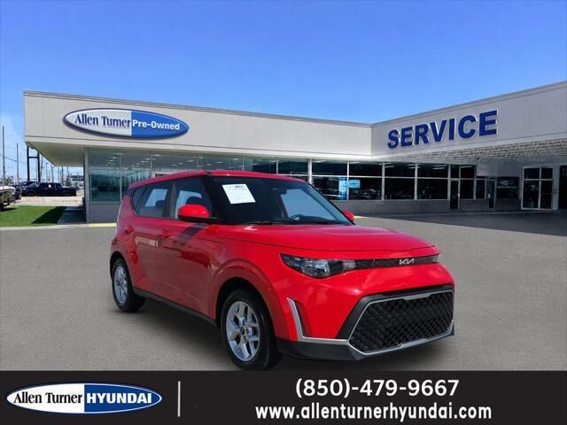 2023 Kia Soul S — photo 1 of 13