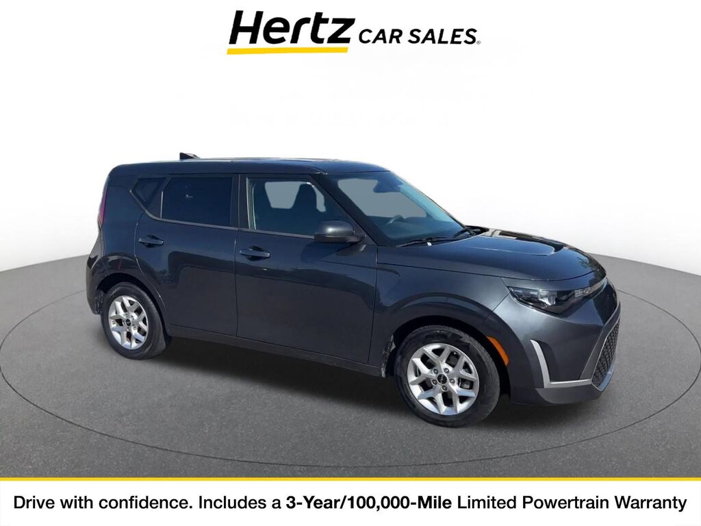 2025 Kia Soul LX — photo 1 of 11