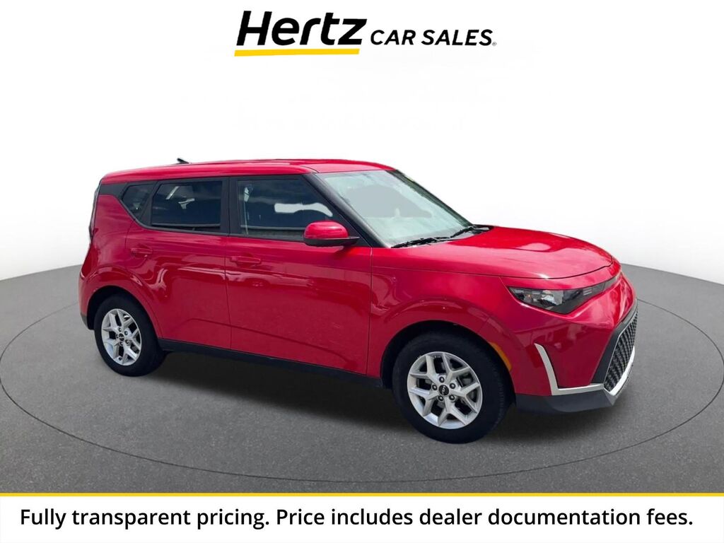 2025 Kia Soul LX — photo 1 of 2