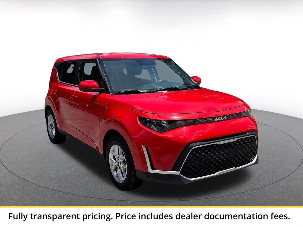 2025 Kia Soul LX — photo 1 of 1