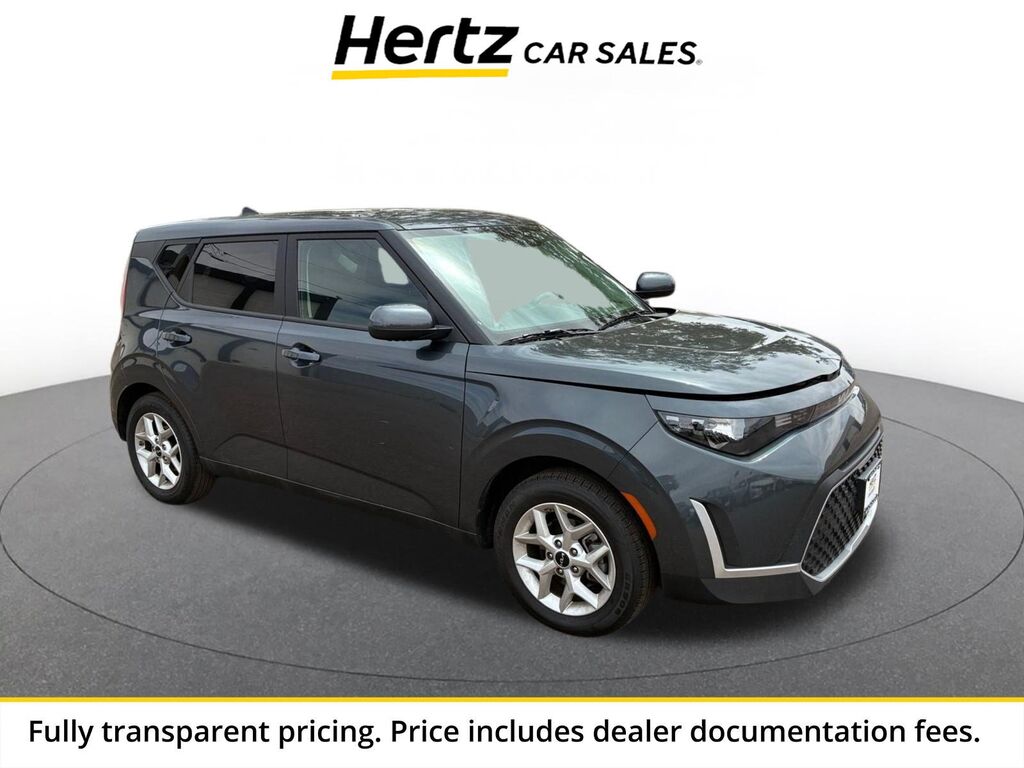 2025 Kia Soul LX — photo 1 of 1
