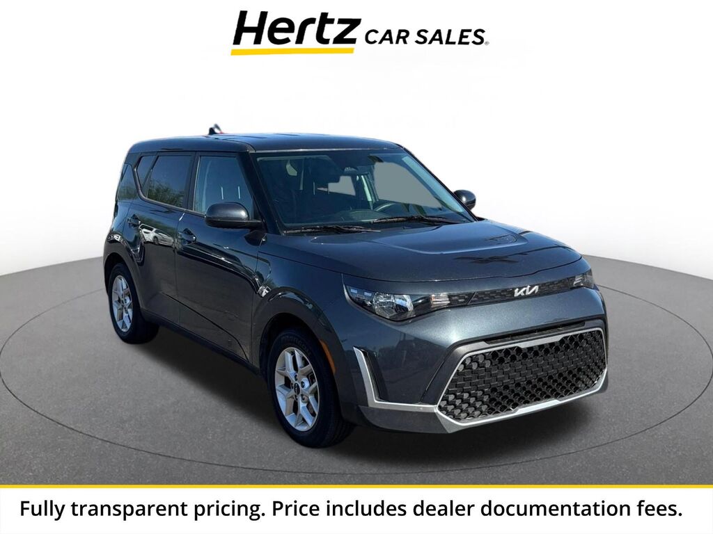 2025 Kia Soul LX — photo 1 of 1