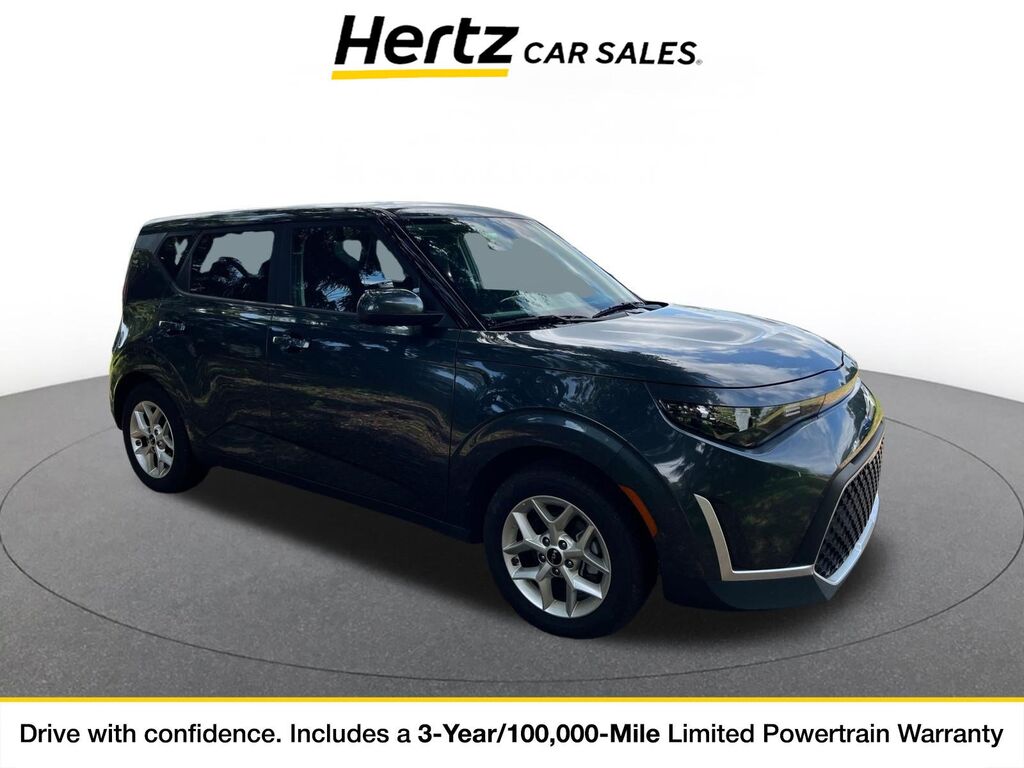 2025 Kia Soul LX — photo 1 of 11