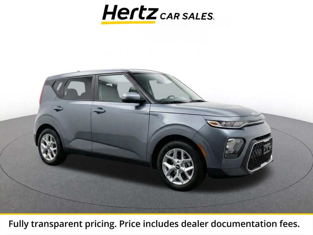 2025 Kia Soul LX — photo 1 of 2