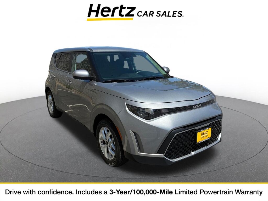 2025 Kia Soul LX — photo 1 of 11