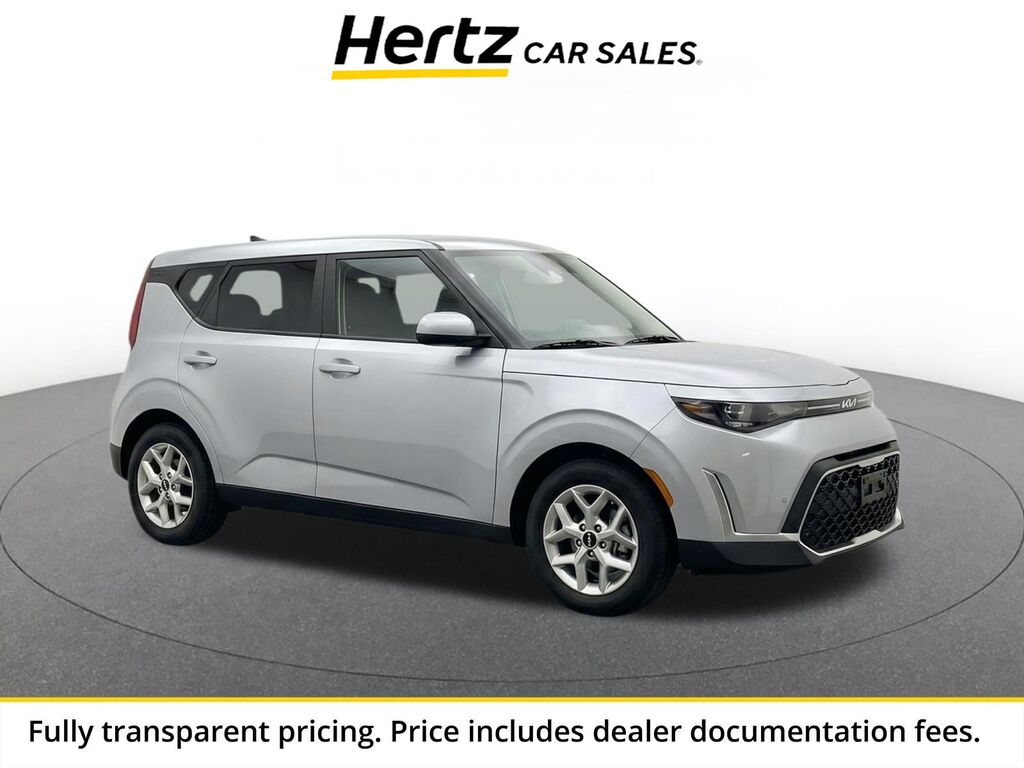 2025 Kia Soul LX — photo 1 of 2