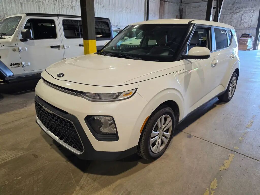 2020 Kia Soul LX — photo 1 of 16