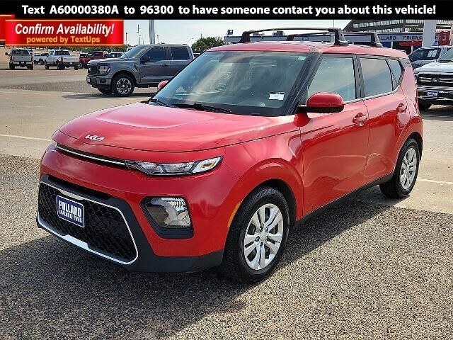 2022 Kia Soul S — photo 1 of 34