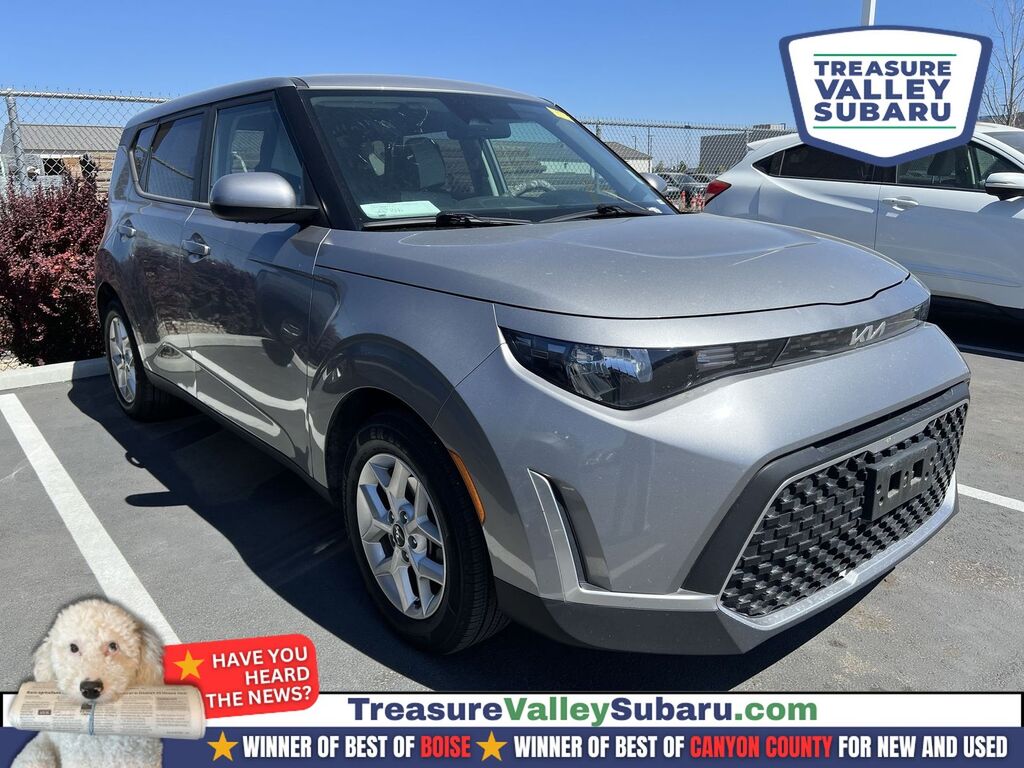2023 Kia Soul LX — photo 1 of 13