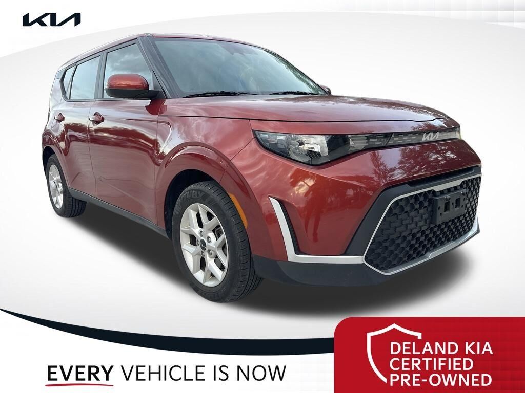2024 Kia Soul LX — photo 1 of 20
