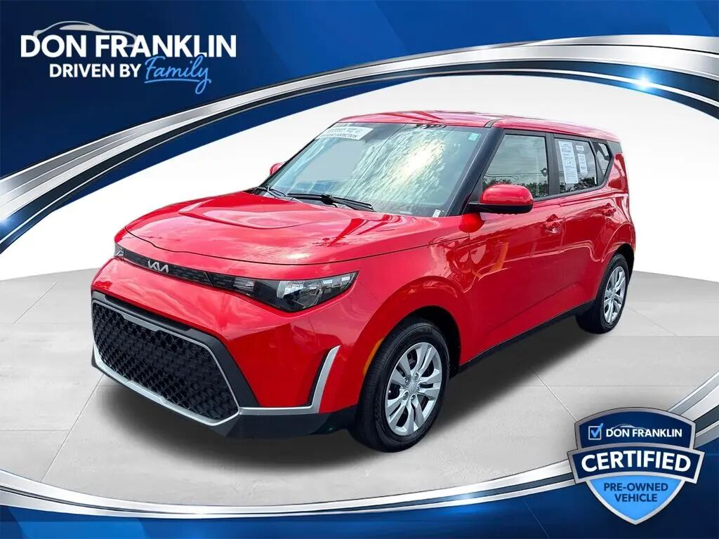 2025 Kia Soul LX — photo 1 of 17
