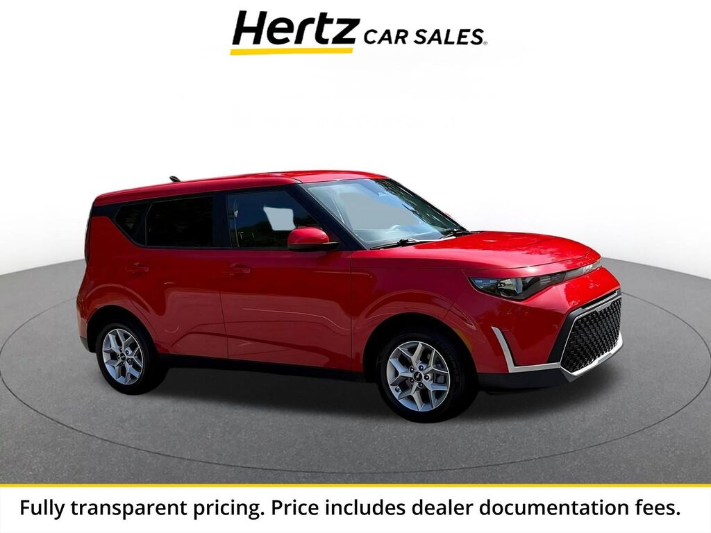 2025 Kia Soul LX — photo 1 of 2