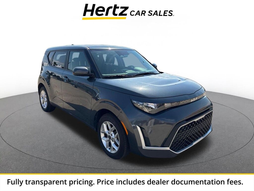 2025 Kia Soul LX — photo 1 of 1