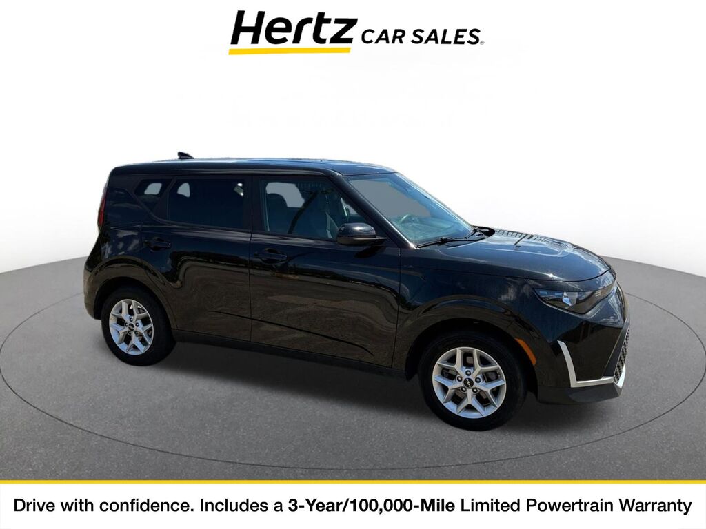 2025 Kia Soul LX — photo 1 of 11