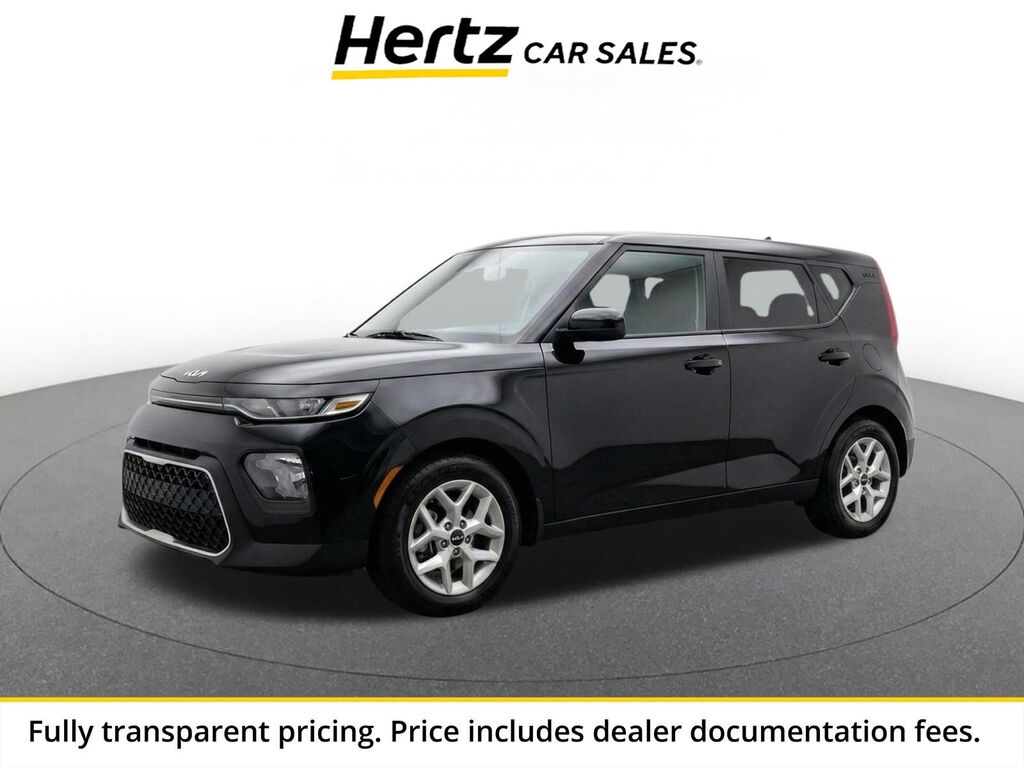 2025 Kia Soul LX — photo 1 of 2