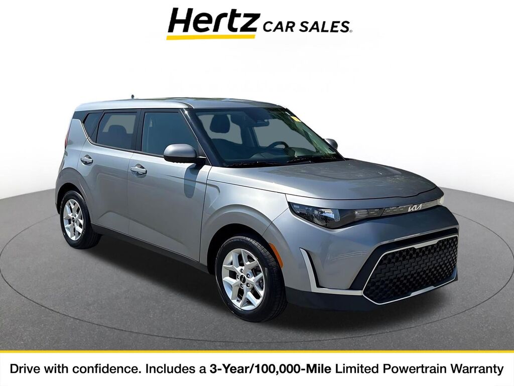 2025 Kia Soul LX — photo 1 of 11