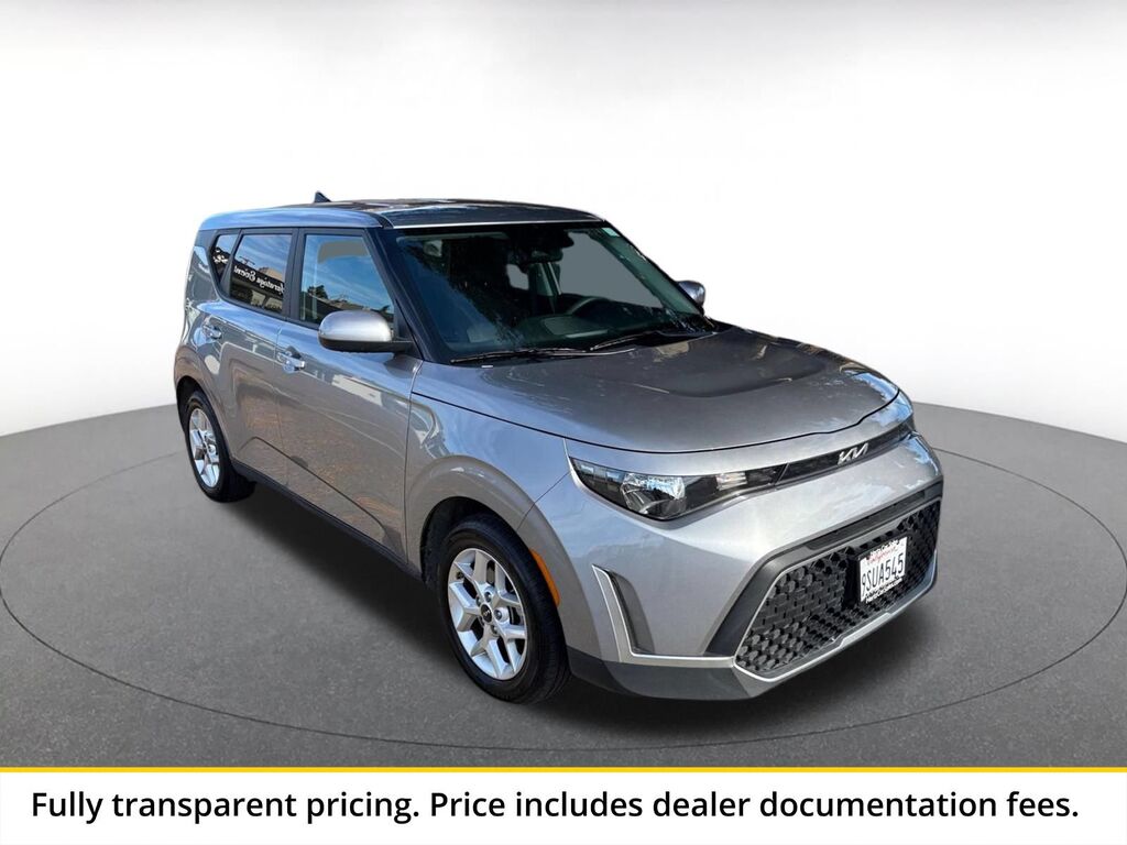 2025 Kia Soul LX — photo 1 of 1