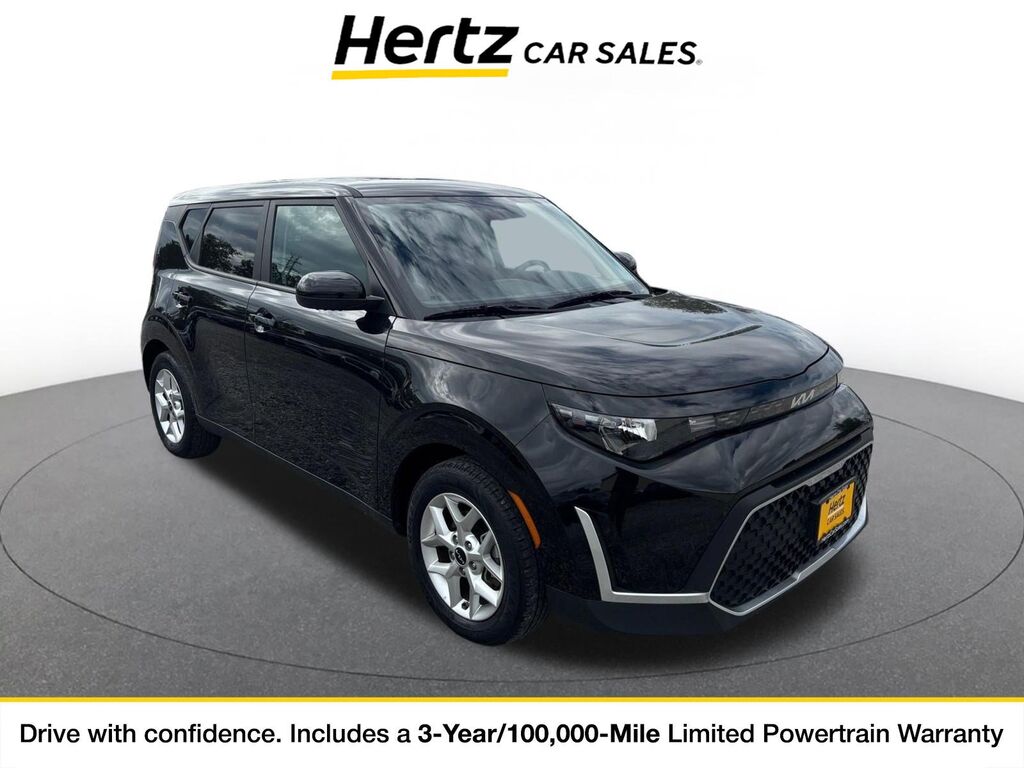 2025 Kia Soul LX — photo 1 of 11
