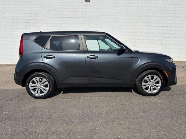 2021 Kia Soul S — photo 1 of 65