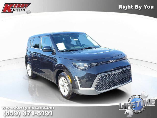 2023 Kia Soul LX — photo 1 of 13