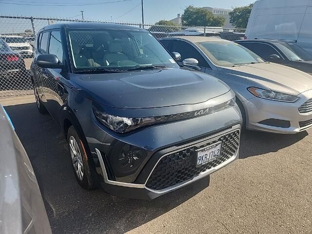2024 Kia Soul LX — photo 1 of 26