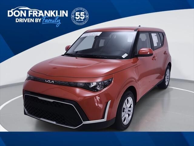 2025 Kia Soul LX — photo 1 of 26