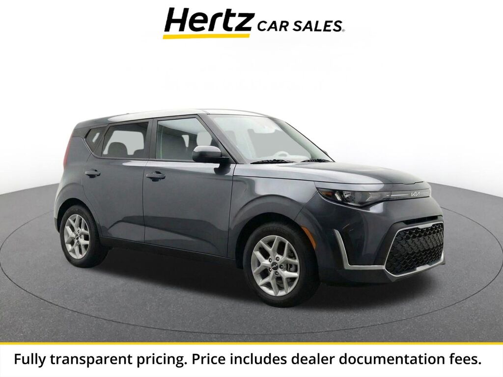 2025 Kia Soul LX — photo 1 of 2