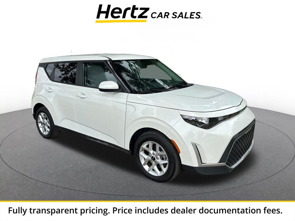 2025 Kia Soul LX — photo 1 of 1